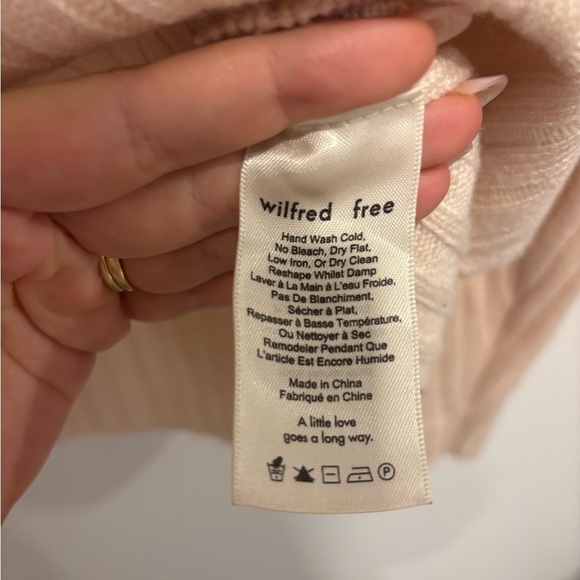 Wilfred free 100% Merino Wool Oversized Ribbed Sweater - Cream. - Picture 11 of 12